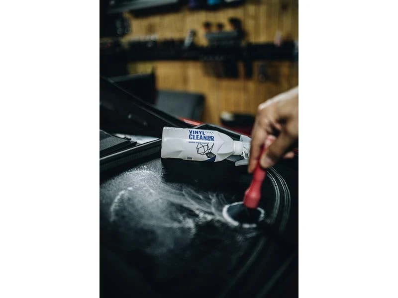 Gyeon Q2M Vinyl Cleaner 500 ml 2 Gyeon Q2M Vinyl Cleaner 500 ml – Bild 2